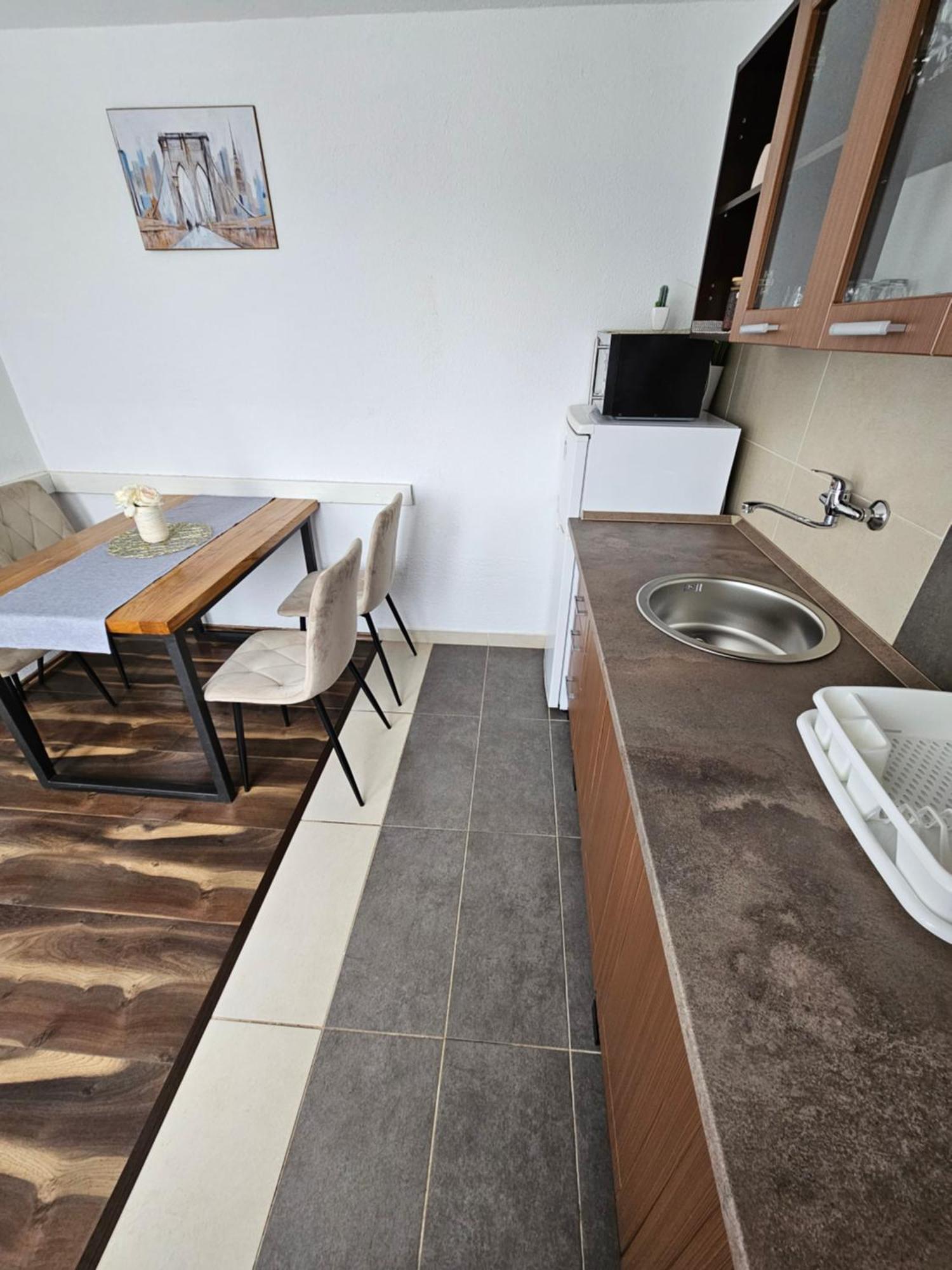 Apartments Luka Rakovica Exterior foto