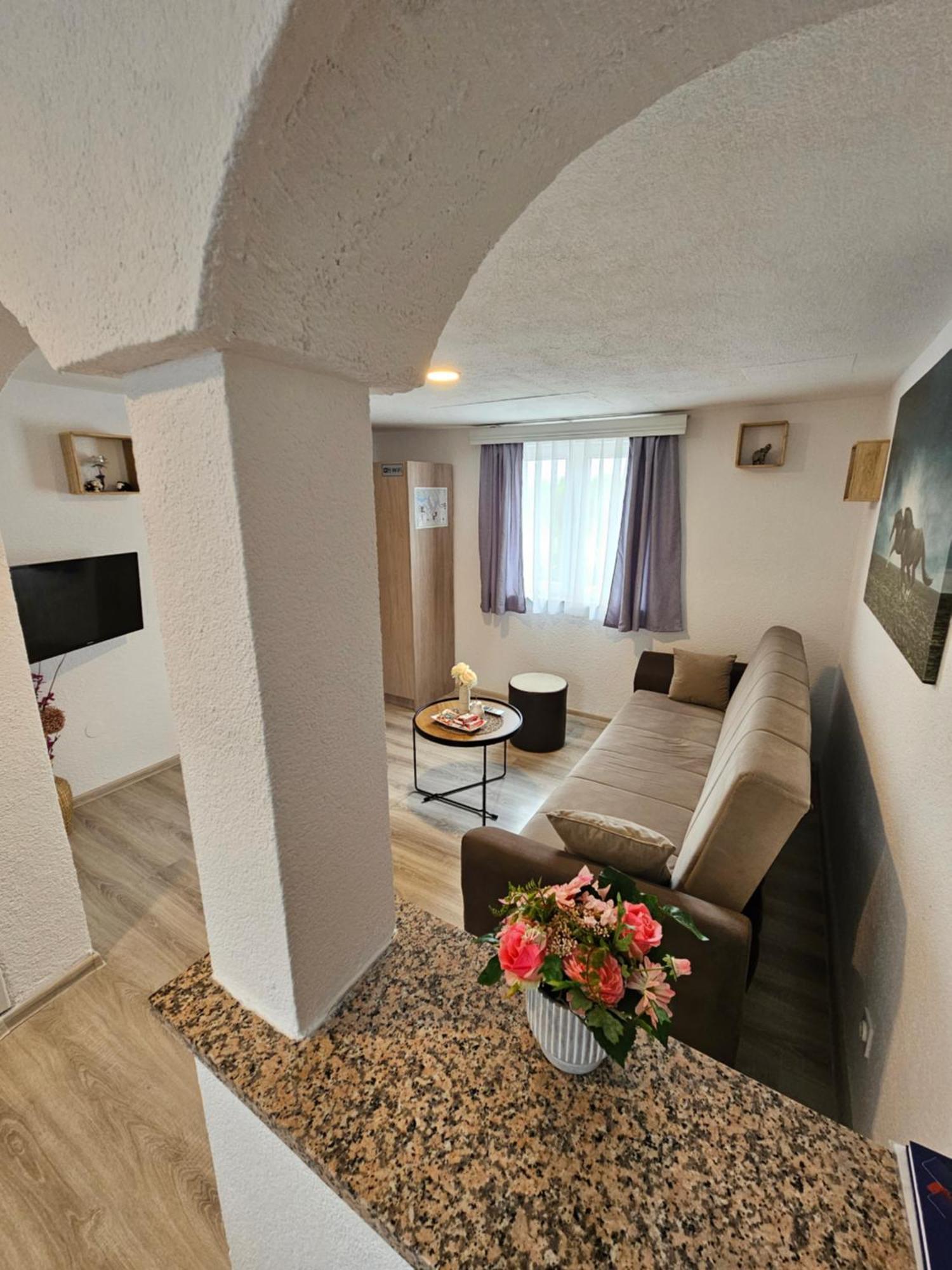 Apartments Luka Rakovica Exterior foto